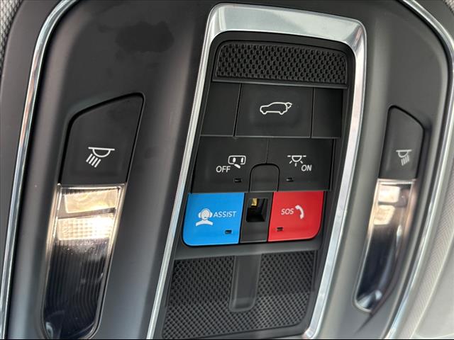 2022 Jeep Grand Cherokee L Laredo