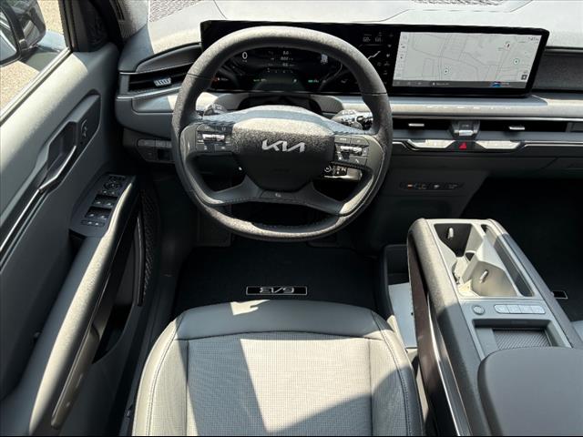 2026 Kia EV9 Light Long Range