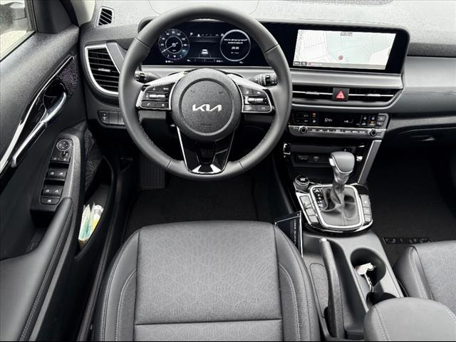 2025 Kia Seltos EX