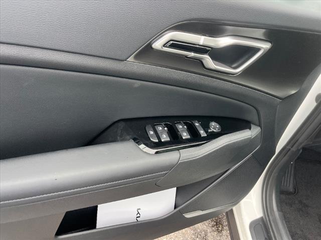 2025 Kia Sportage Hybrid EX