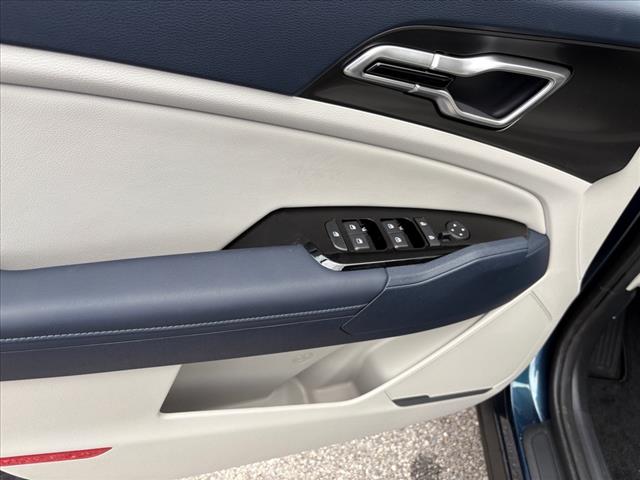 2025 Kia Sportage Hybrid EX