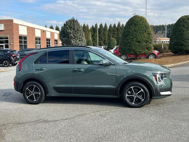 2025 Kia Niro EX