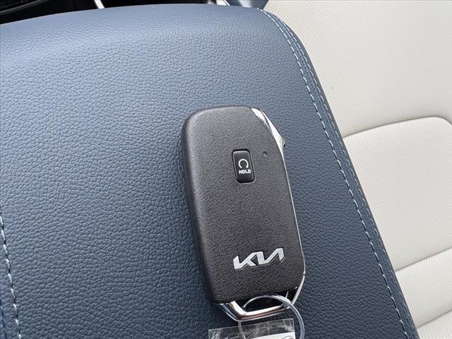 2025 Kia Sportage Hybrid EX