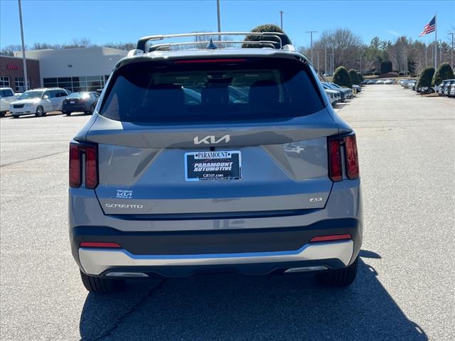2025 Kia Sorento S
