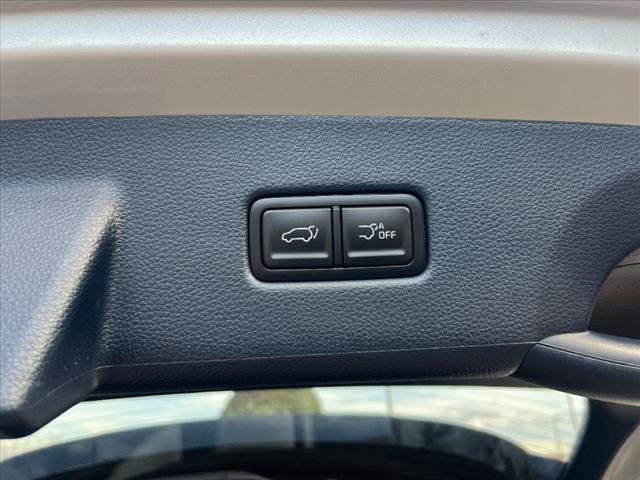 2025 Kia Carnival SX