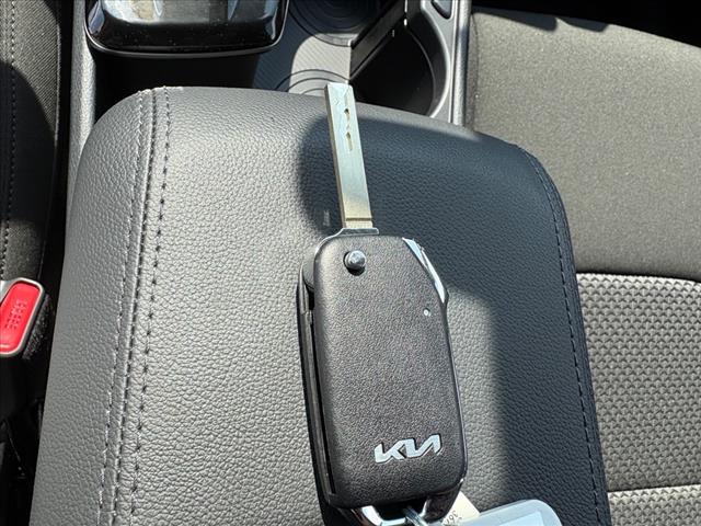 2025 Kia Sportage Hybrid LX