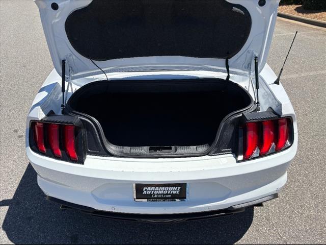 2022 Ford Mustang EcoBoost Premium
