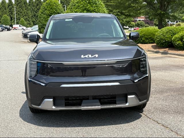2026 Kia EV9 Light Long Range
