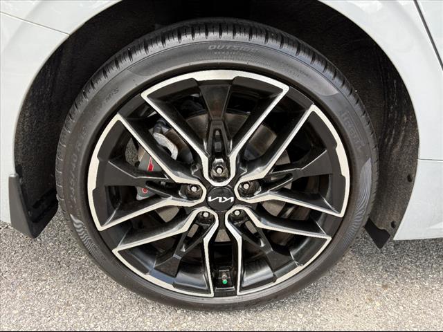 2024 Kia K5 GT
