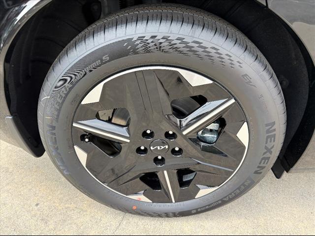 2025 Kia EV6 Wind