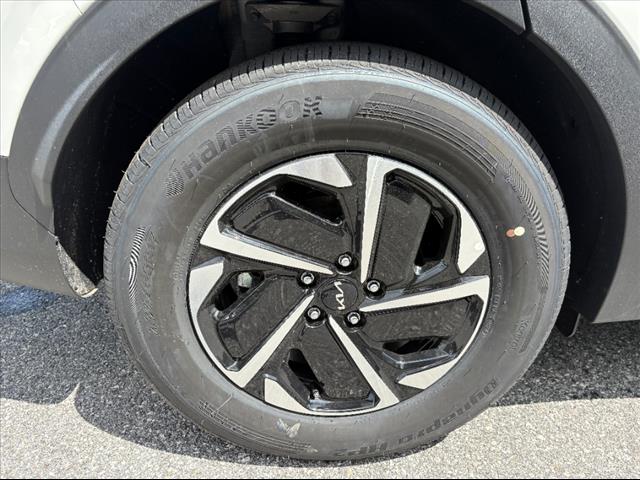 2025 Kia Sportage Hybrid LX