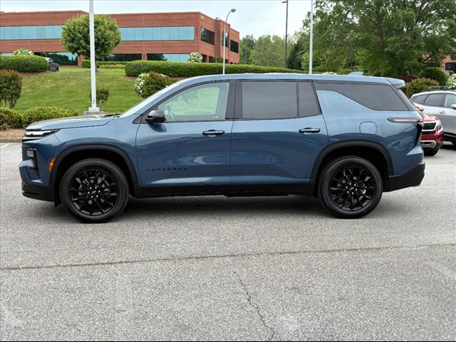 2024 Chevrolet Traverse LS