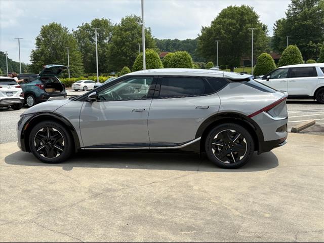 2025 Kia EV6 Wind