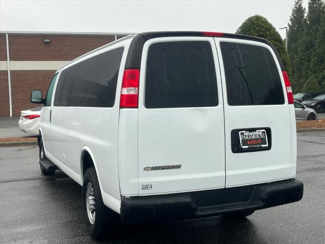 2022 Chevrolet Express LS