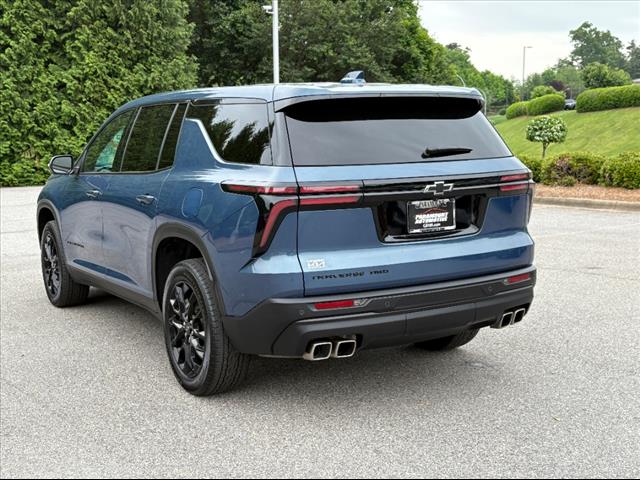 2024 Chevrolet Traverse LS