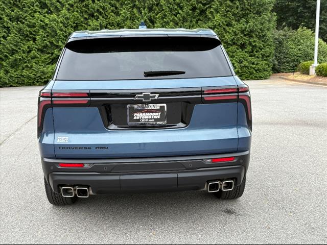 2024 Chevrolet Traverse LS