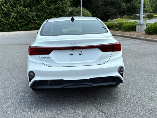2022 Kia Forte LXS