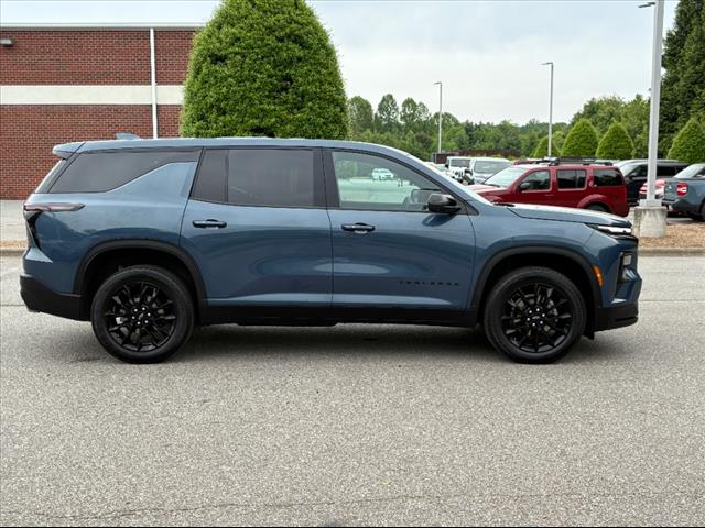2024 Chevrolet Traverse LS