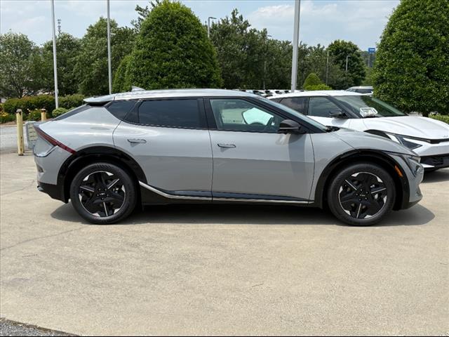 2025 Kia EV6 Wind