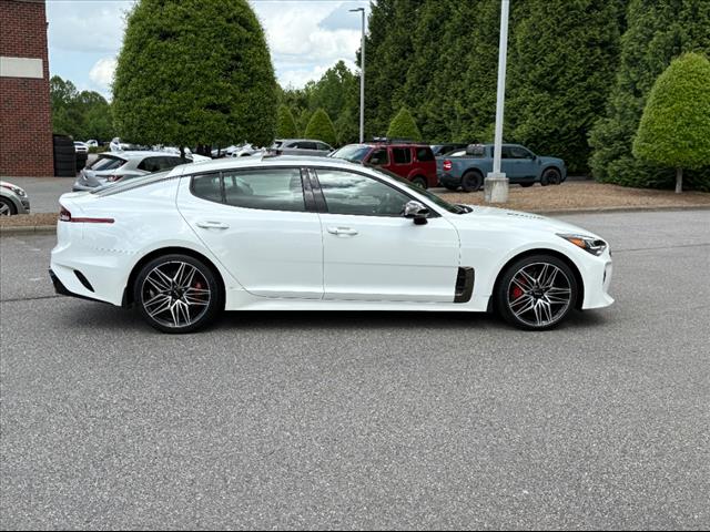2022 Kia Stinger GT1