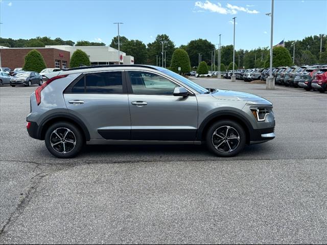 2025 Kia Niro LX