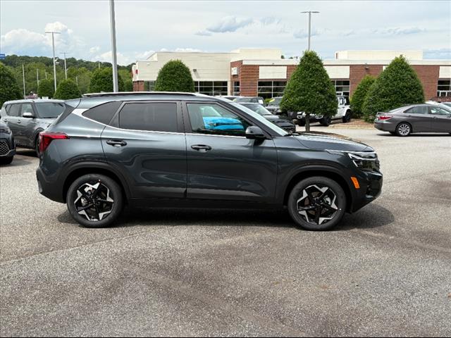 2025 Kia Seltos EX