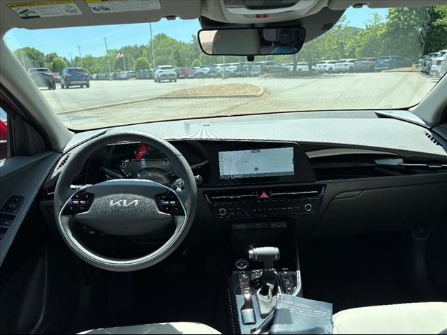 2025 Kia Niro EX