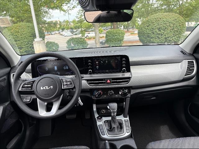 2025 Kia Seltos LX