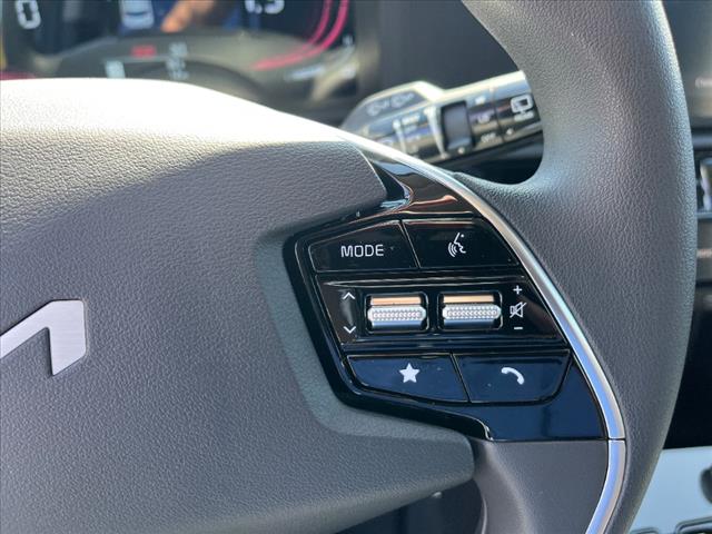 2025 Kia Niro LX