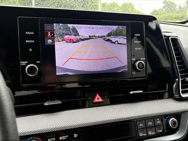 2023 Kia Sportage Hybrid LX