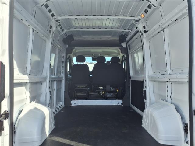 2025 RAM ProMaster Base