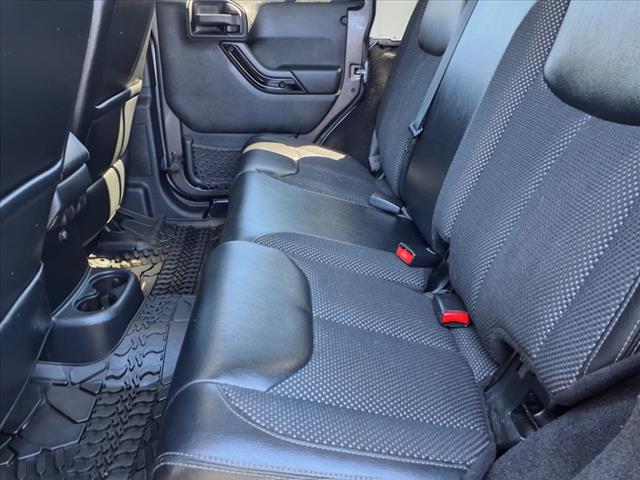 2016 Jeep Wrangler Unlimited Unlimited Sahara