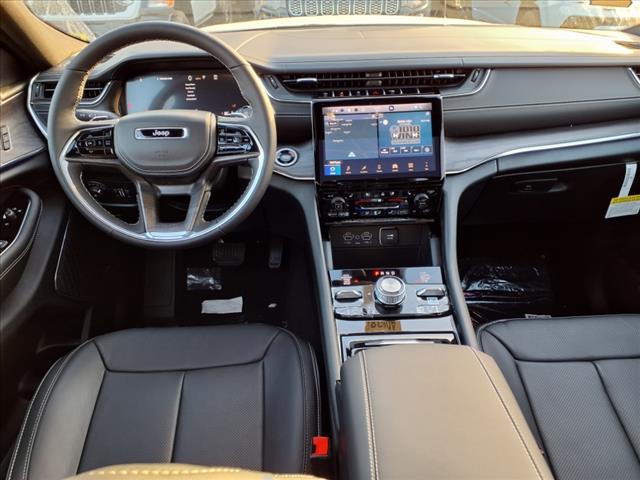 2025 Jeep Grand Cherokee Overland