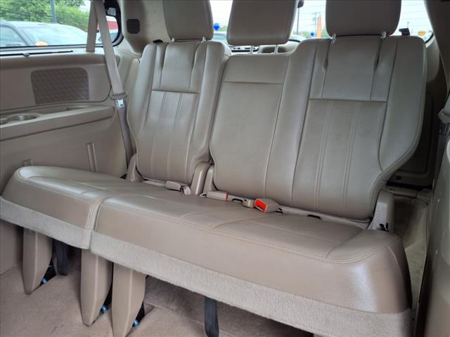 2015 Chrysler Town and Country Touring