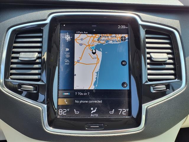 2022 Volvo XC90 T6 Momentum