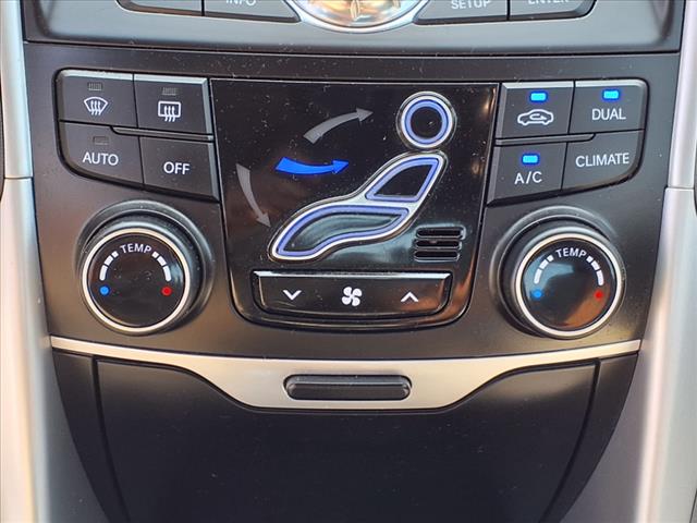2012 Hyundai SONATA SE