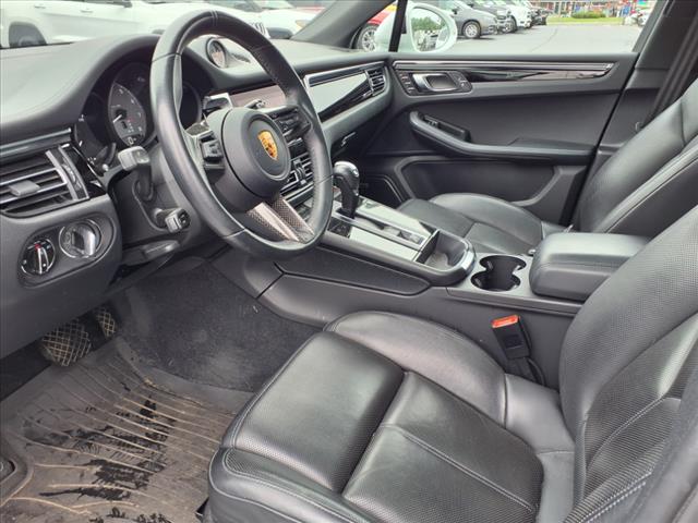 2022 Porsche Macan S