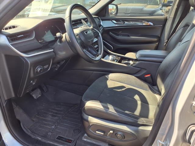 2022 Jeep Grand Cherokee Altitude