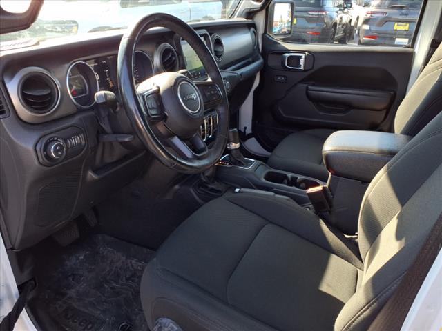 2021 Jeep Gladiator Willys
