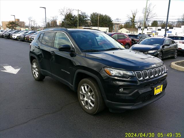 2022 Jeep Compass Latitude Lux