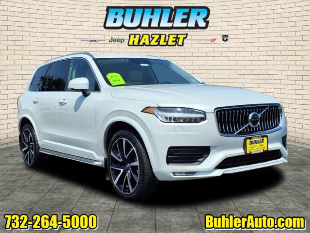 2022 Volvo XC90 T6 Momentum