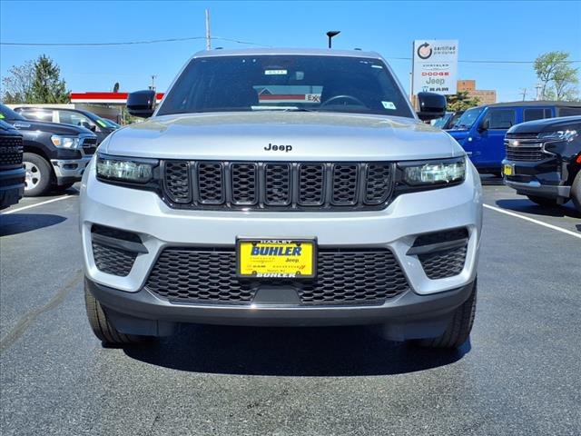 2022 Jeep Grand Cherokee Altitude