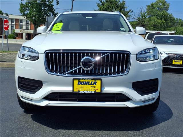 2022 Volvo XC90 T6 Momentum