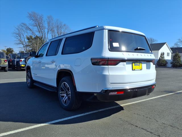 2025 Jeep Wagoneer L Base