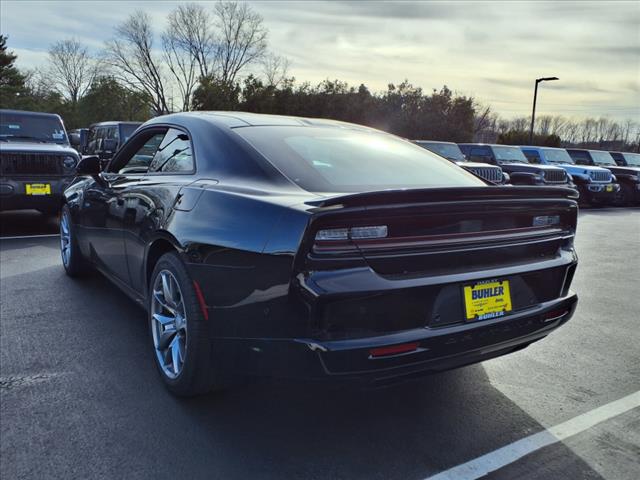 2025 Dodge Charger R/T Scat Pack