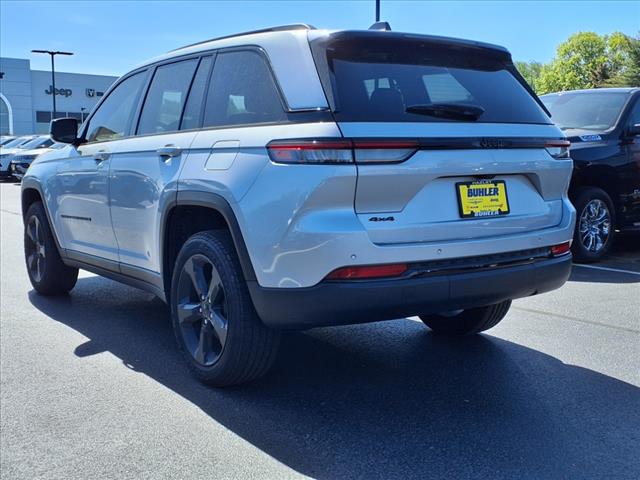2022 Jeep Grand Cherokee Altitude