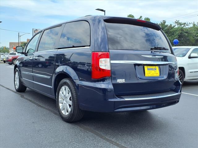 2015 Chrysler Town and Country Touring