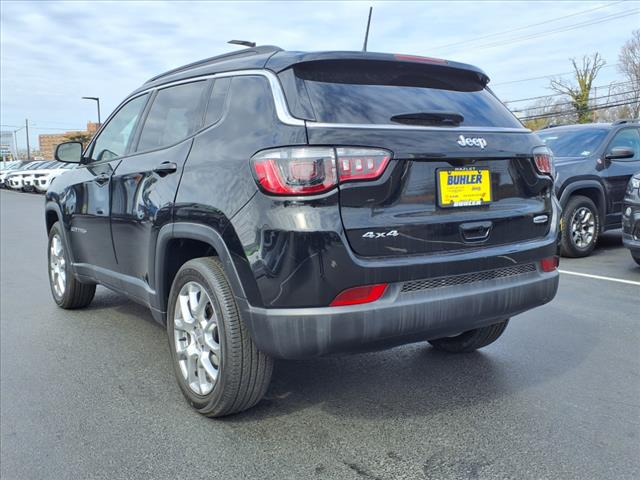 2022 Jeep Compass Latitude Lux