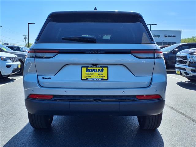 2022 Jeep Grand Cherokee Altitude