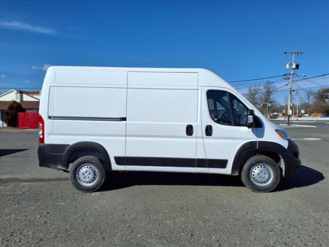 2025 RAM ProMaster Base